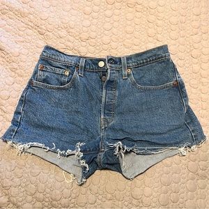 Levi Jean Shorts